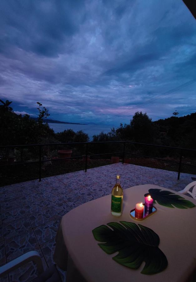 Kaminaki Seaview Apartments Katávolos エクステリア 写真